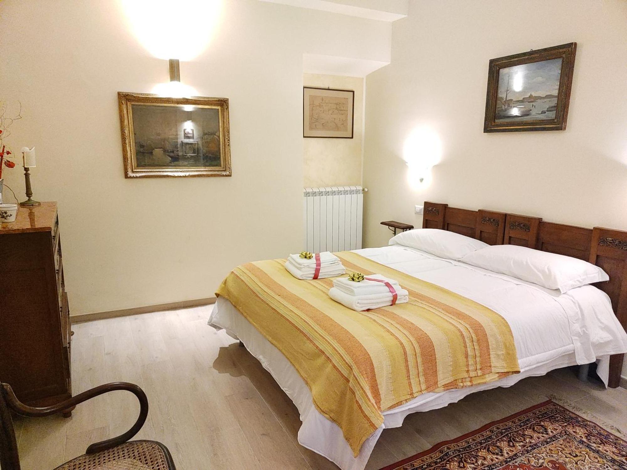 La Suite Di San Rufino - Myassisisuite Appartamenti - A 13 Minuti Da San Francesco - 2 Letti Matrimoniali-Centrale Esterno foto